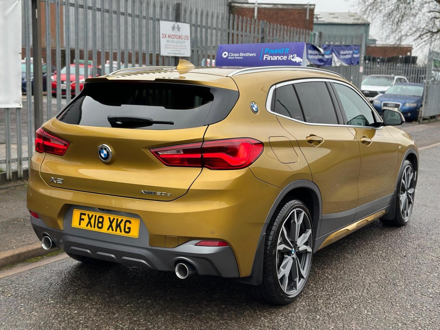 BMW X2