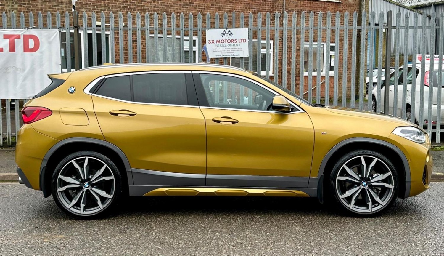 BMW X2