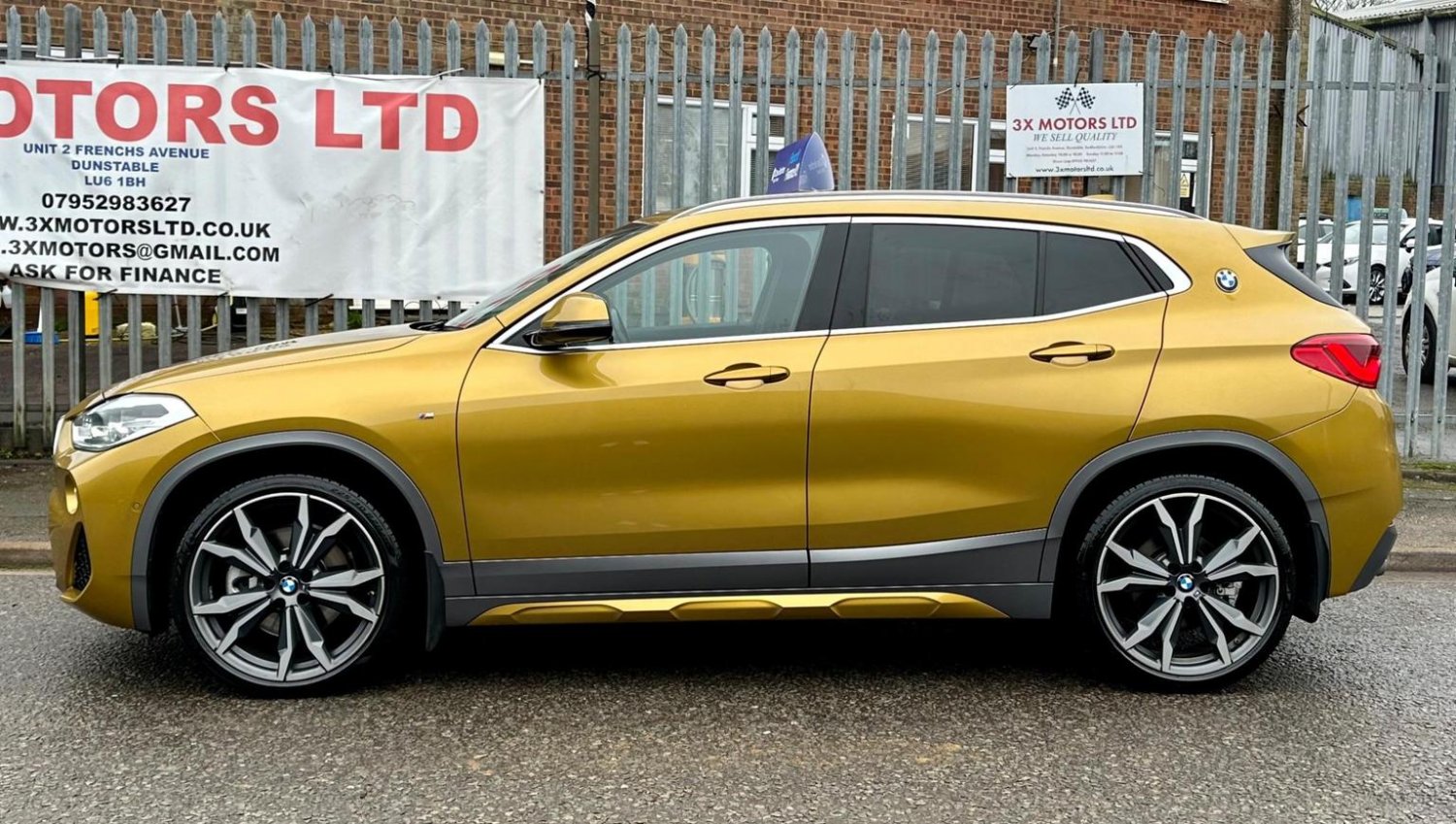 BMW X2