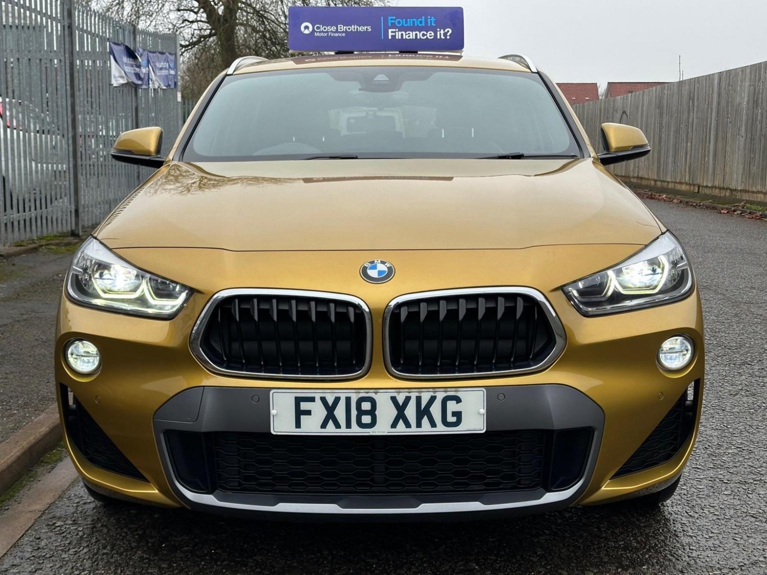 BMW X2