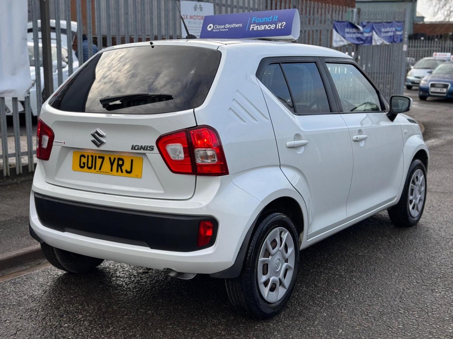 Suzuki Ignis