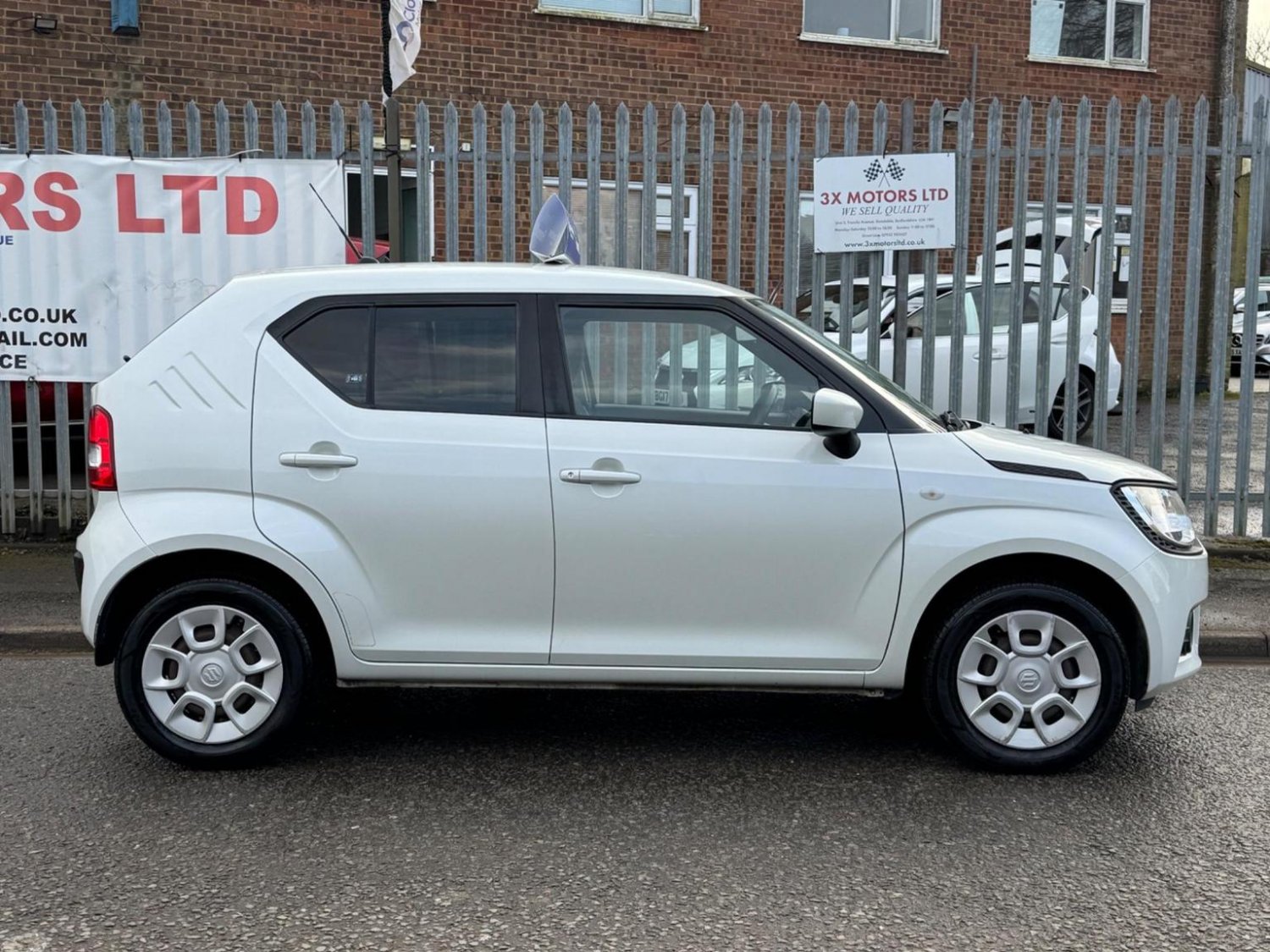 Suzuki Ignis
