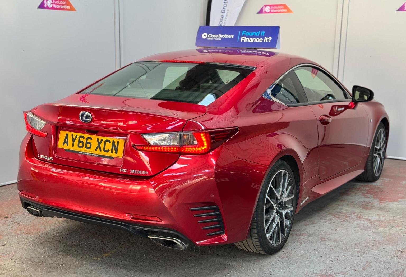 Lexus RC
