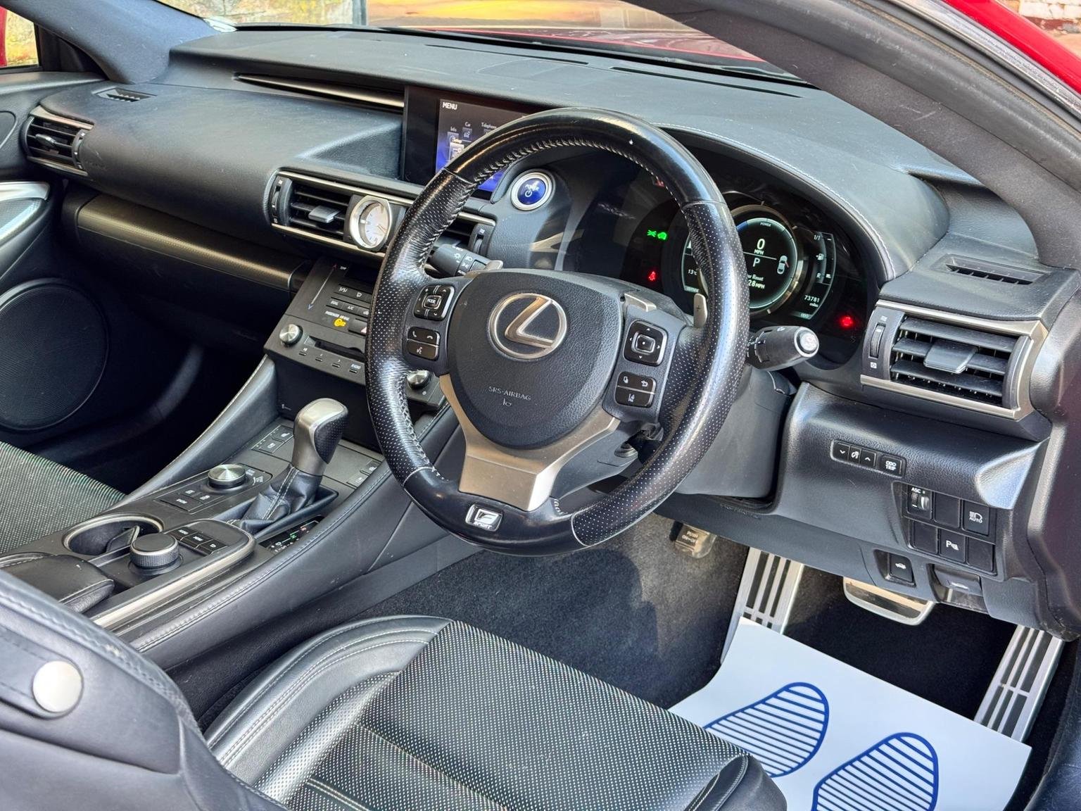 Lexus RC