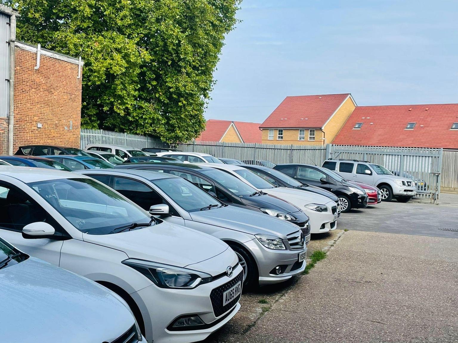 Infiniti Q30