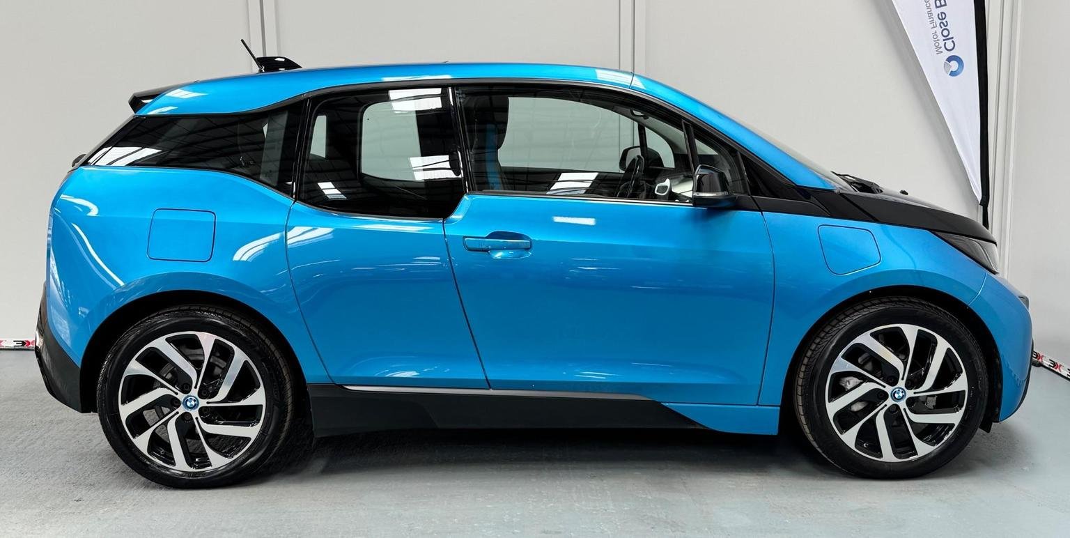 BMW i3