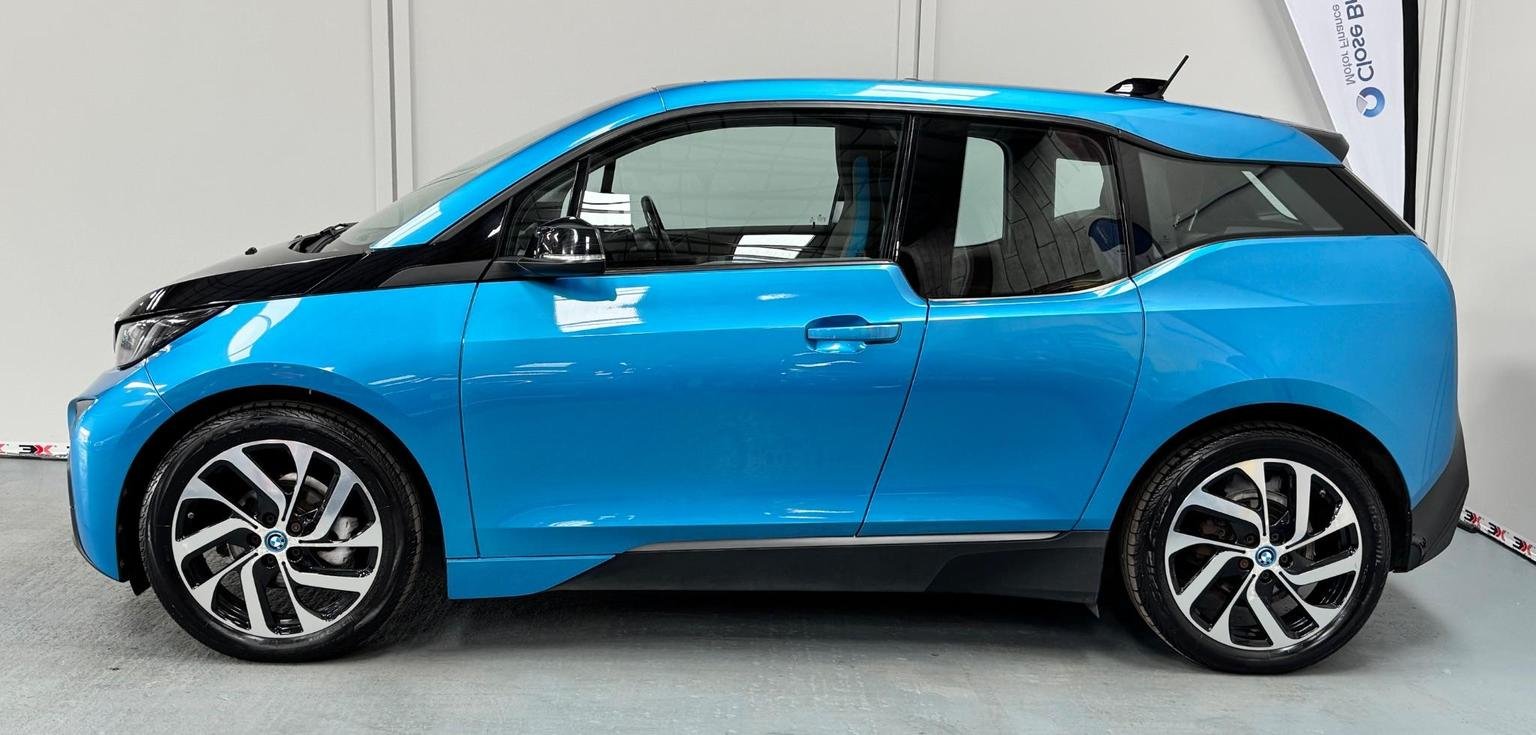 BMW i3