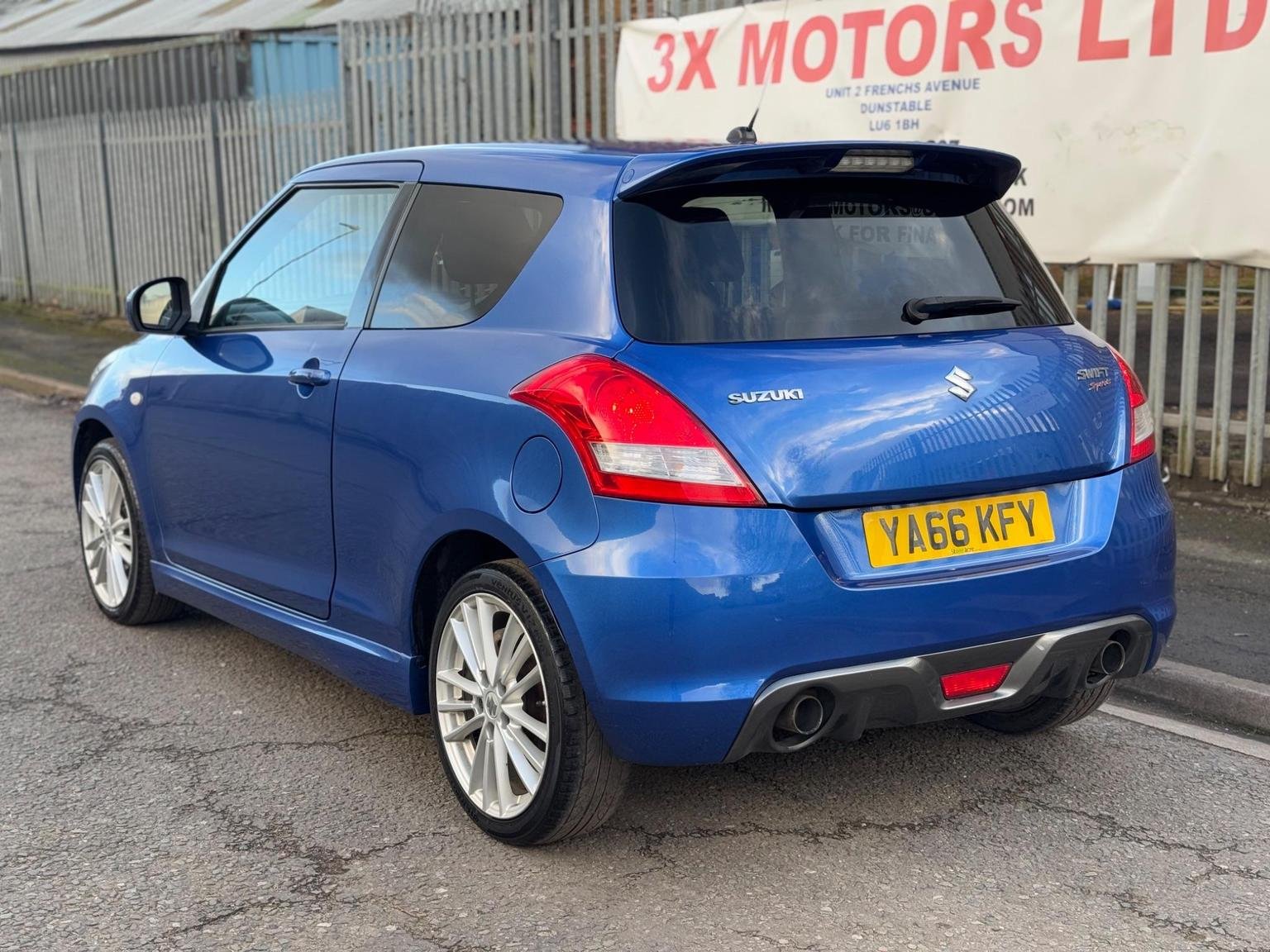 Suzuki Swift