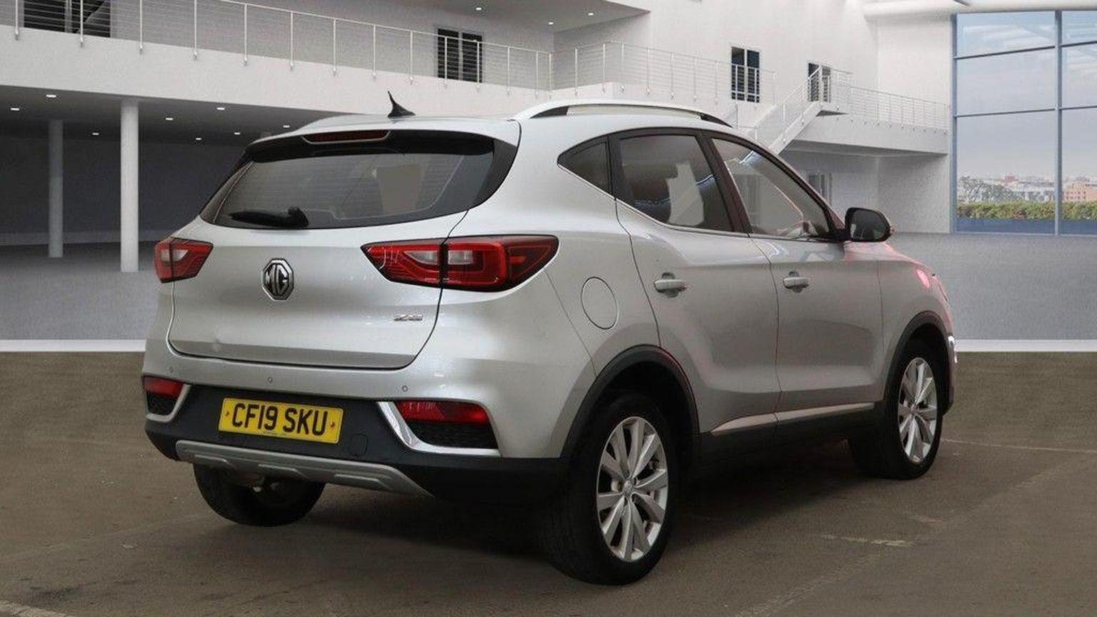 MG ZS
