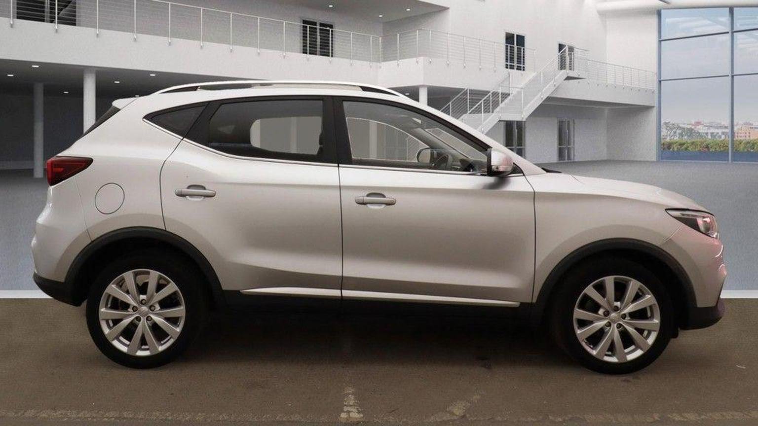 MG ZS