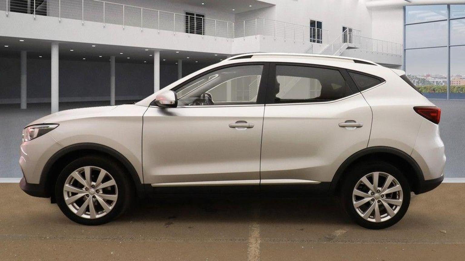 MG ZS