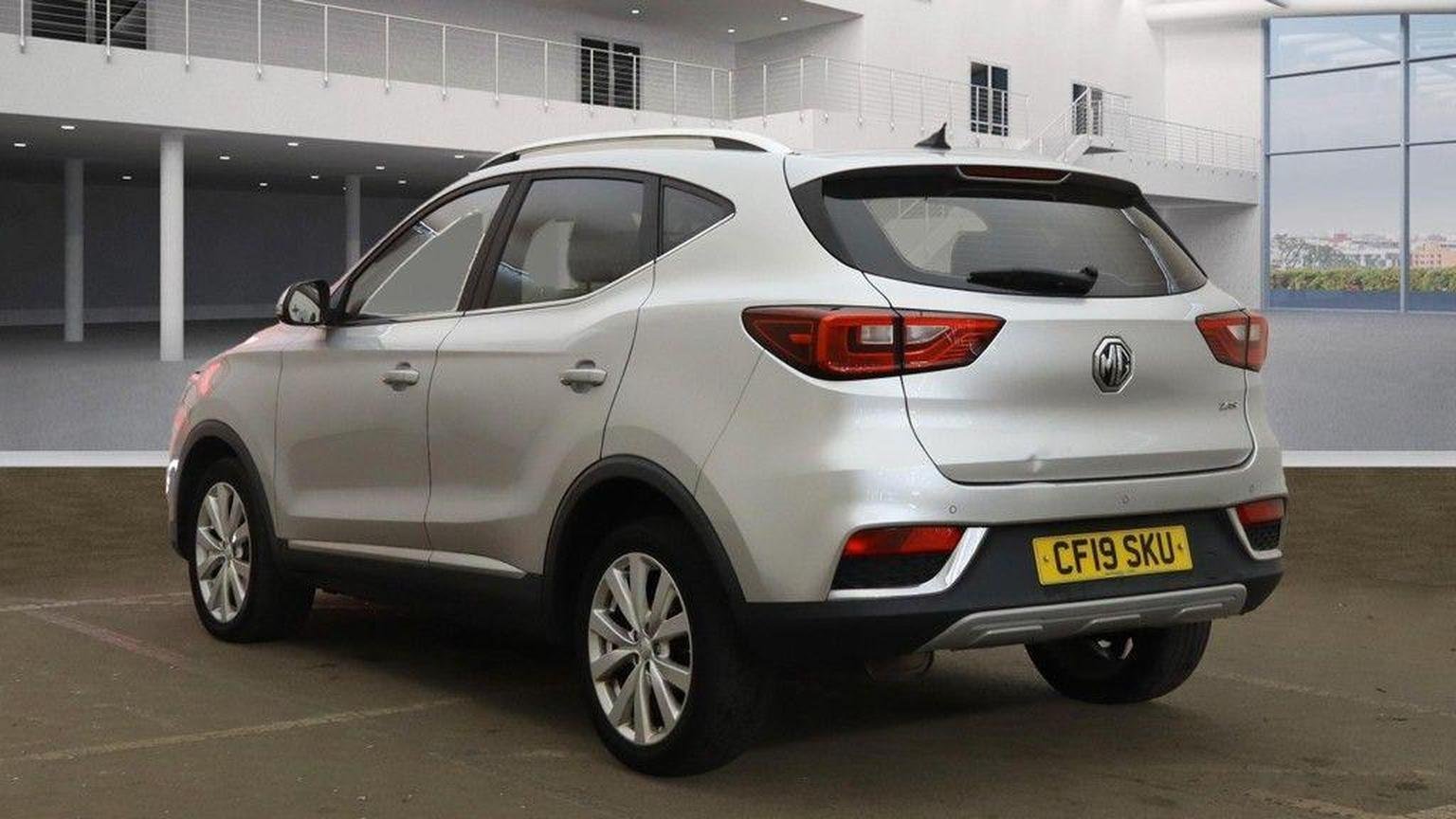 MG ZS