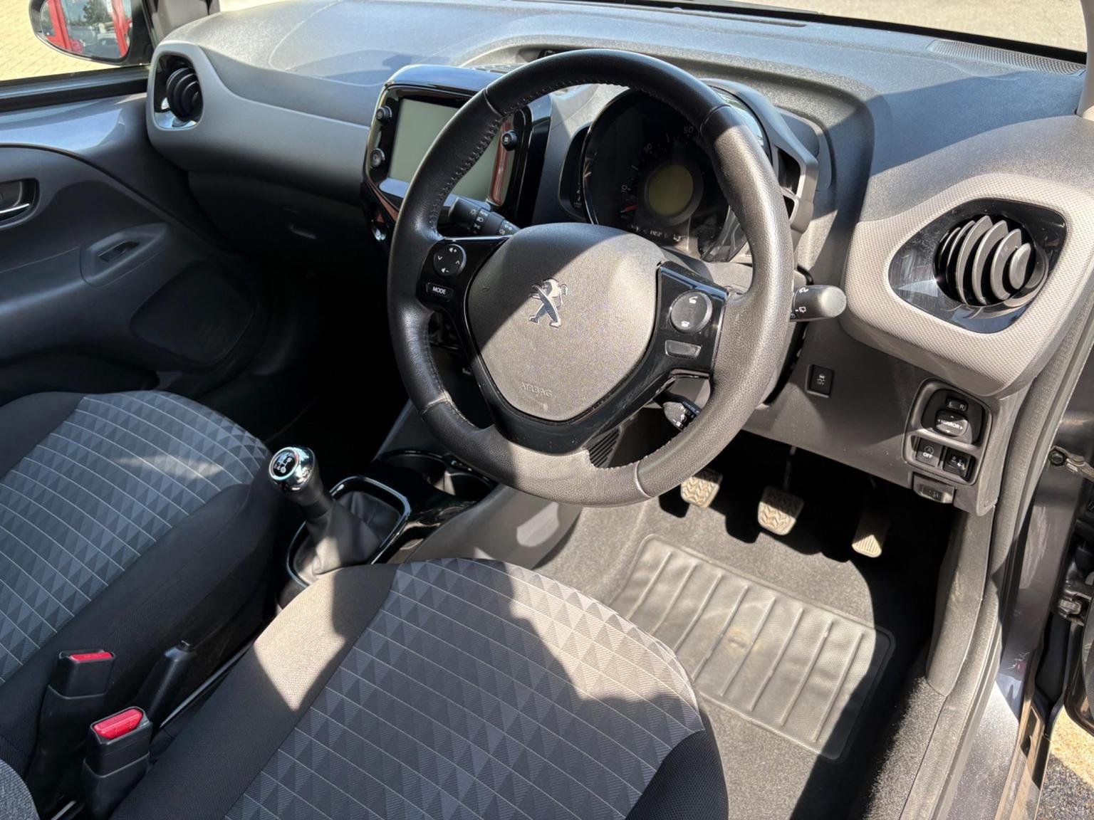 Peugeot 108