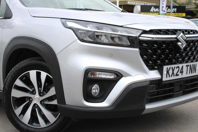 Suzuki S-Cross
