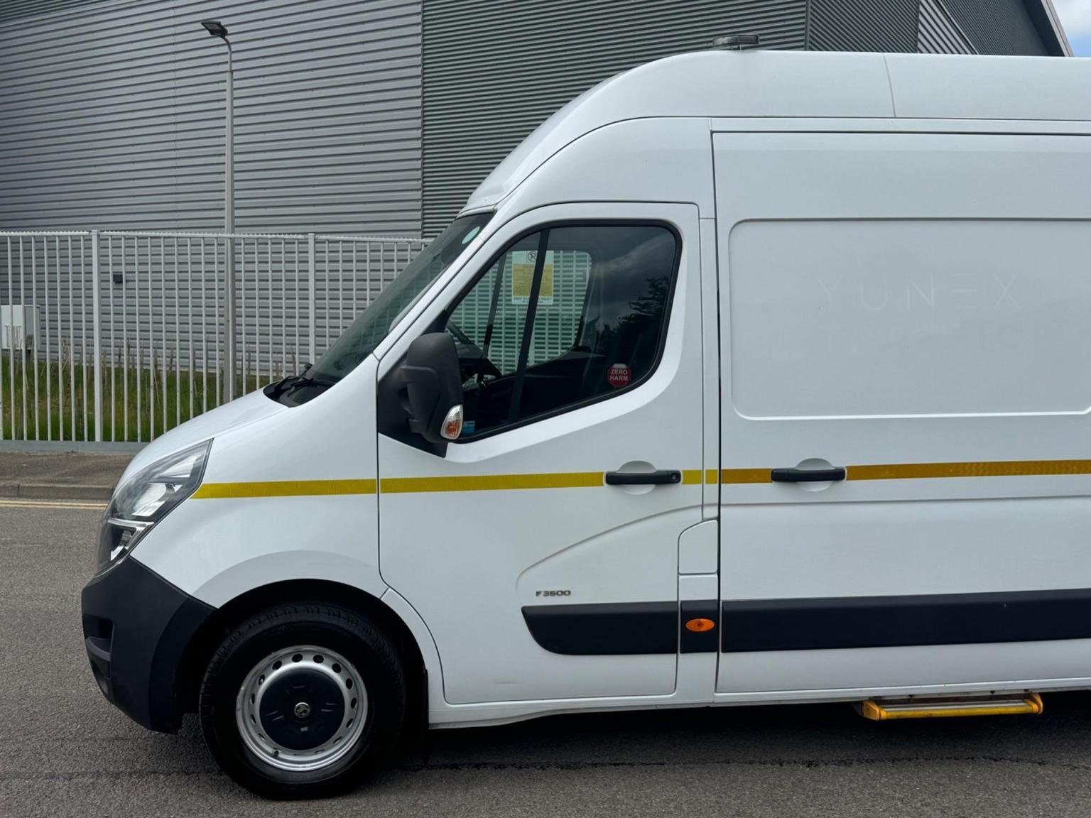 Vauxhall Movano