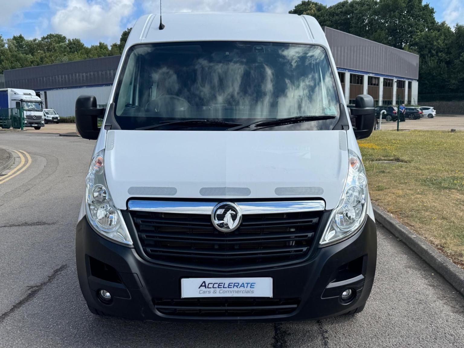 Vauxhall Movano