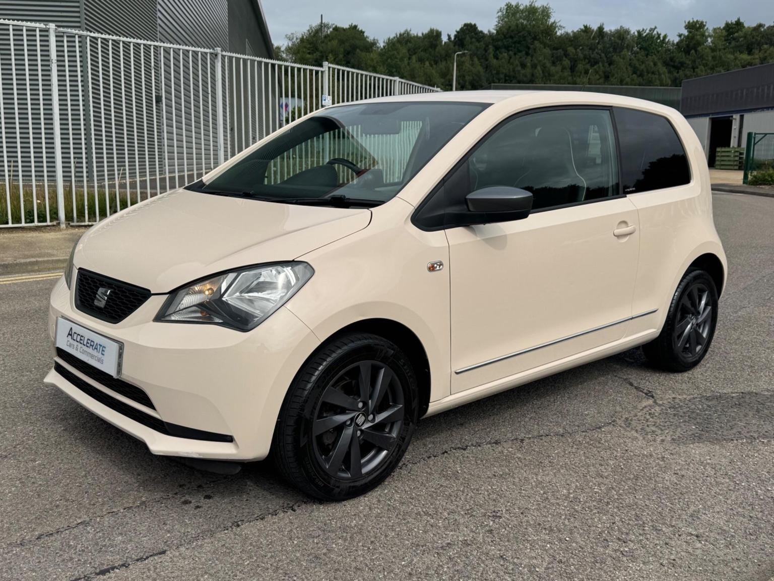 SEAT Mii