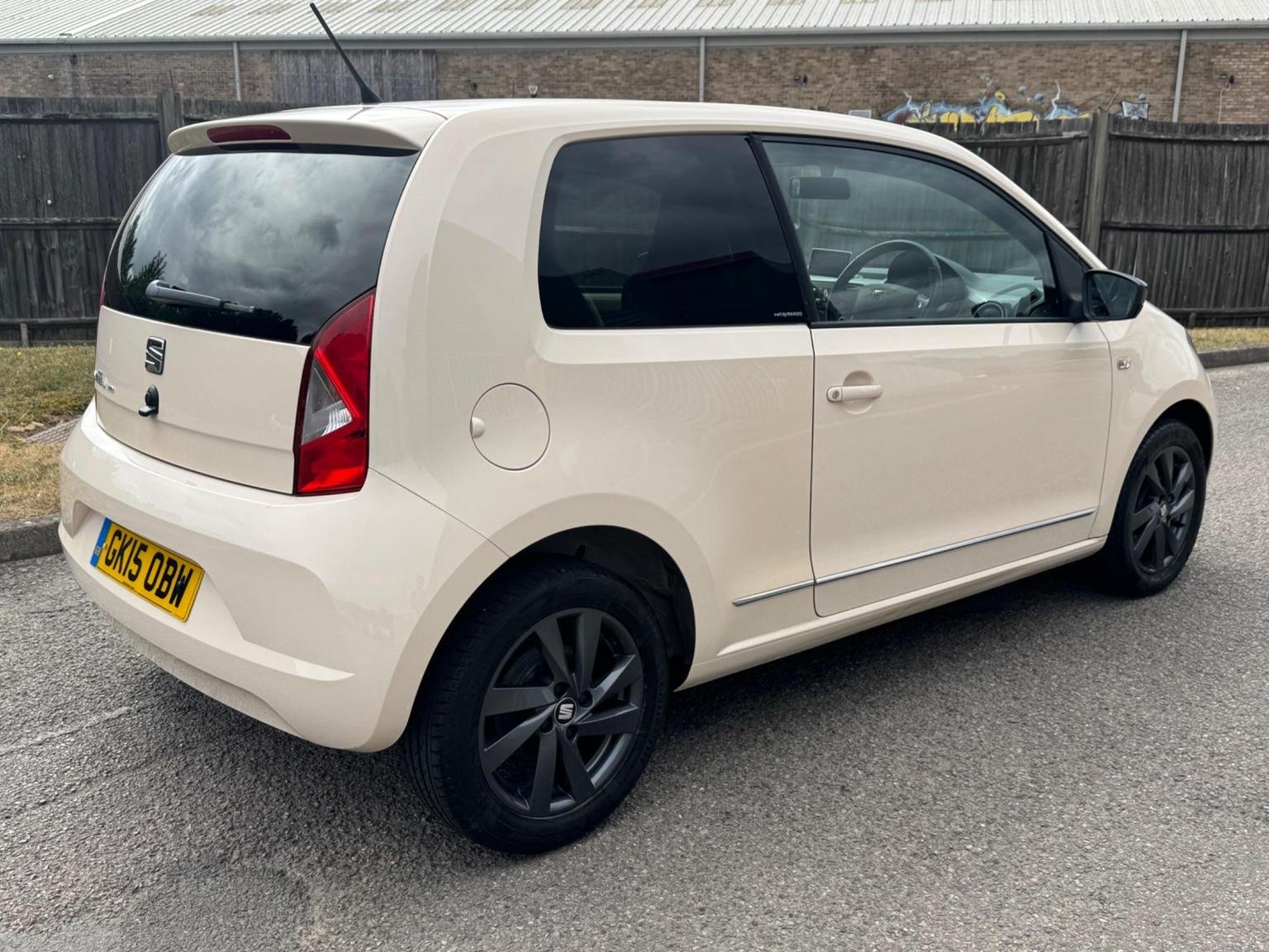 SEAT Mii
