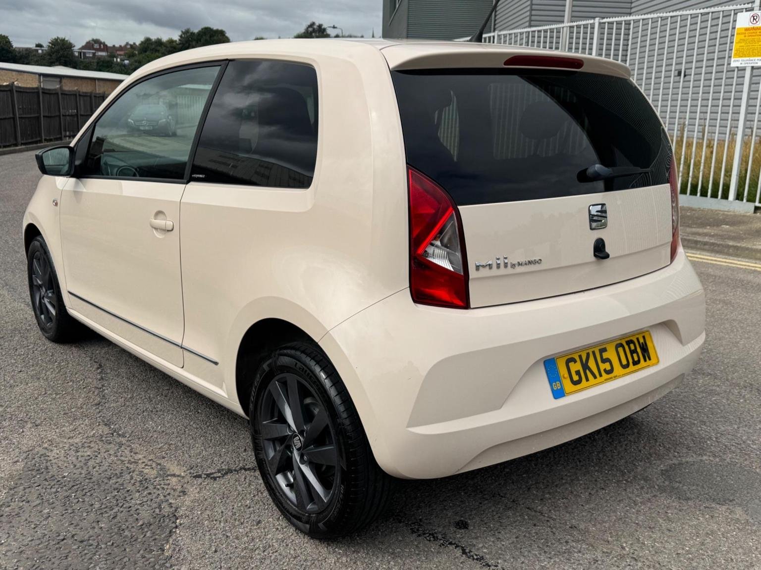 SEAT Mii