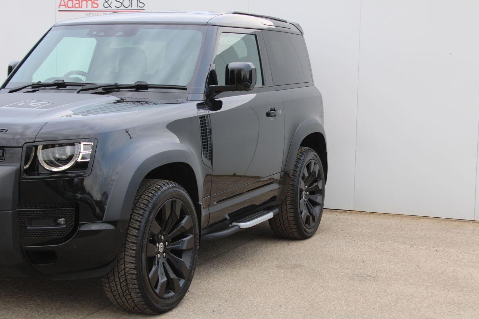 Land Rover 90