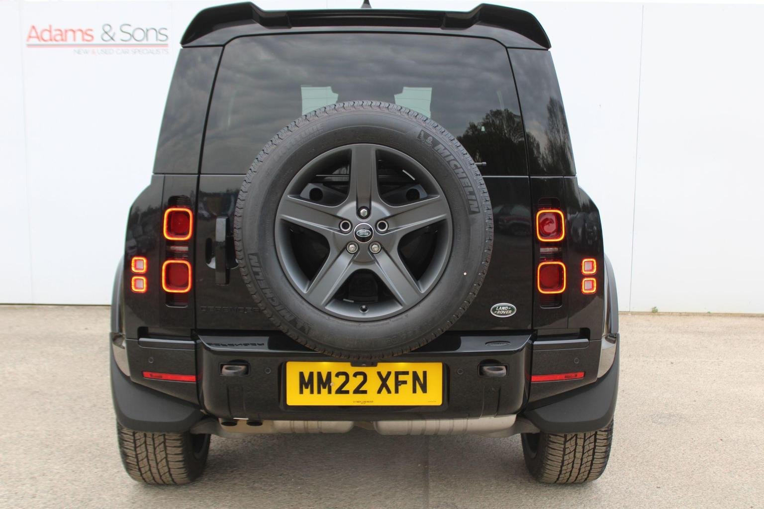 Land Rover 90