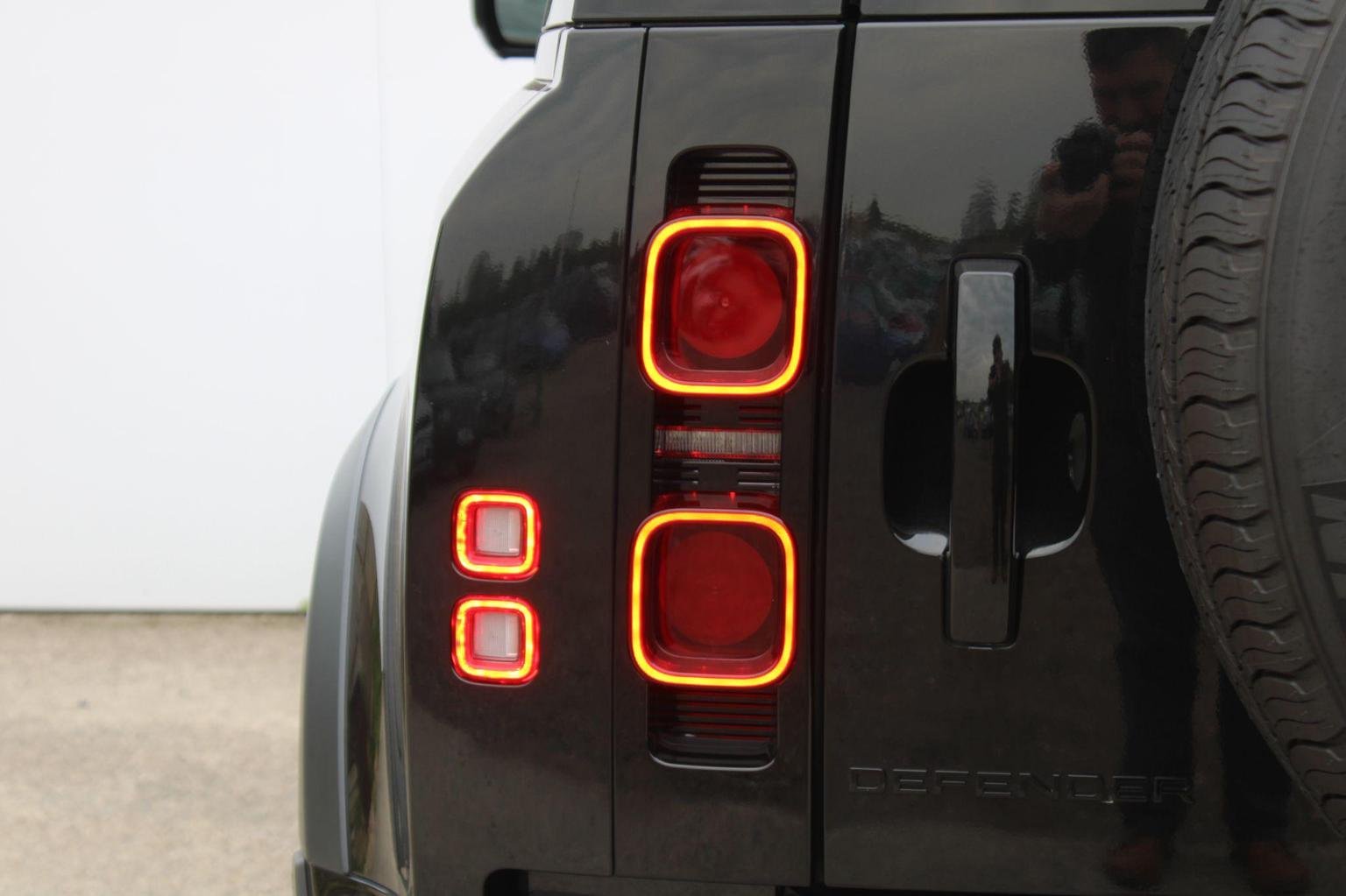 Land Rover 90