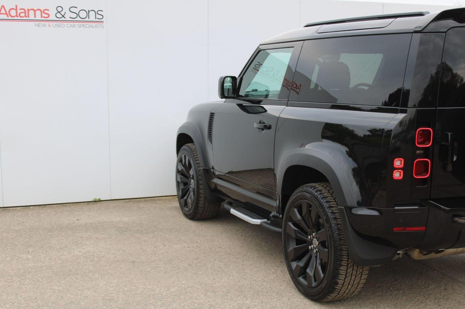 Land Rover 90