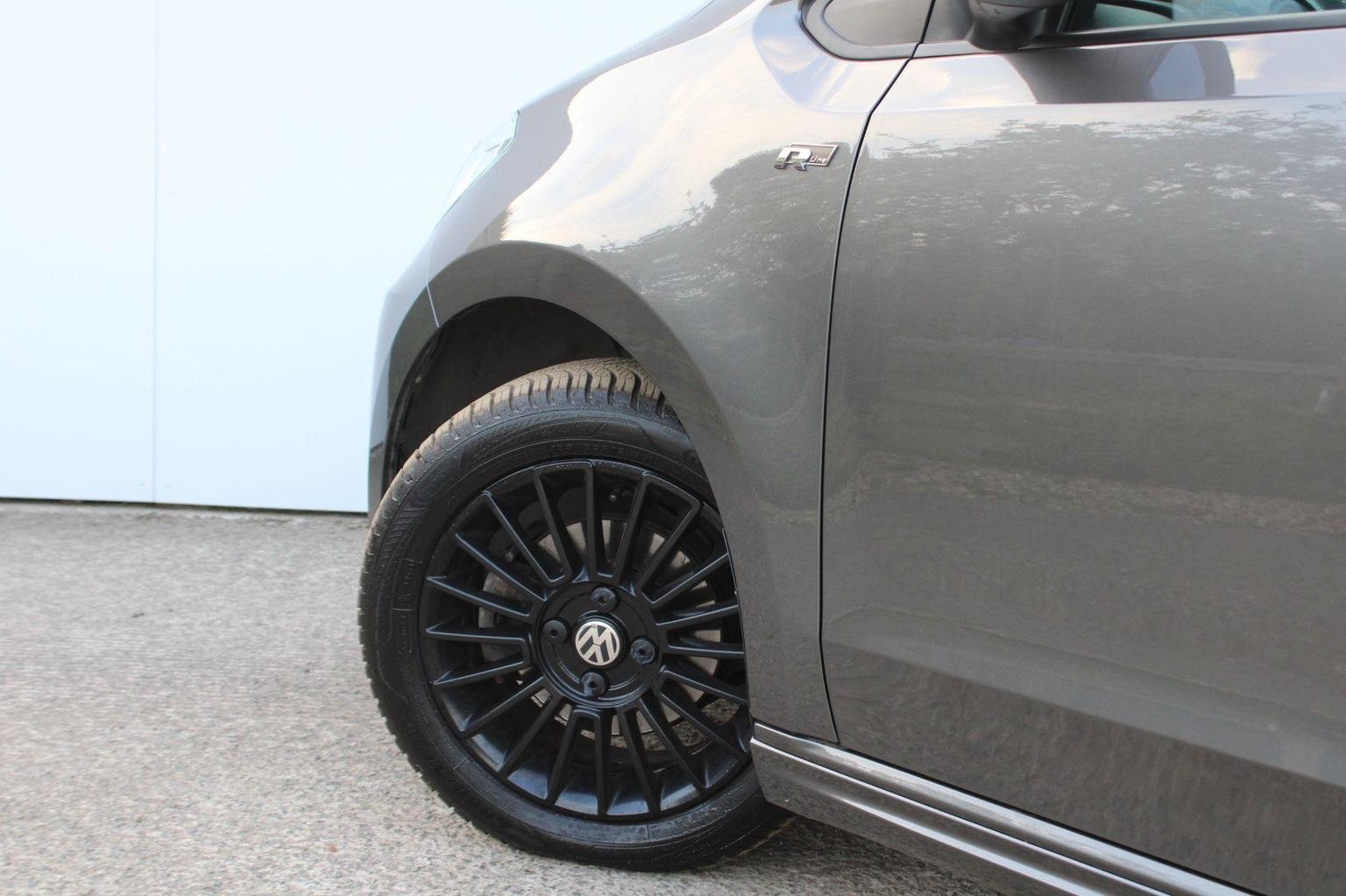 Volkswagen UP