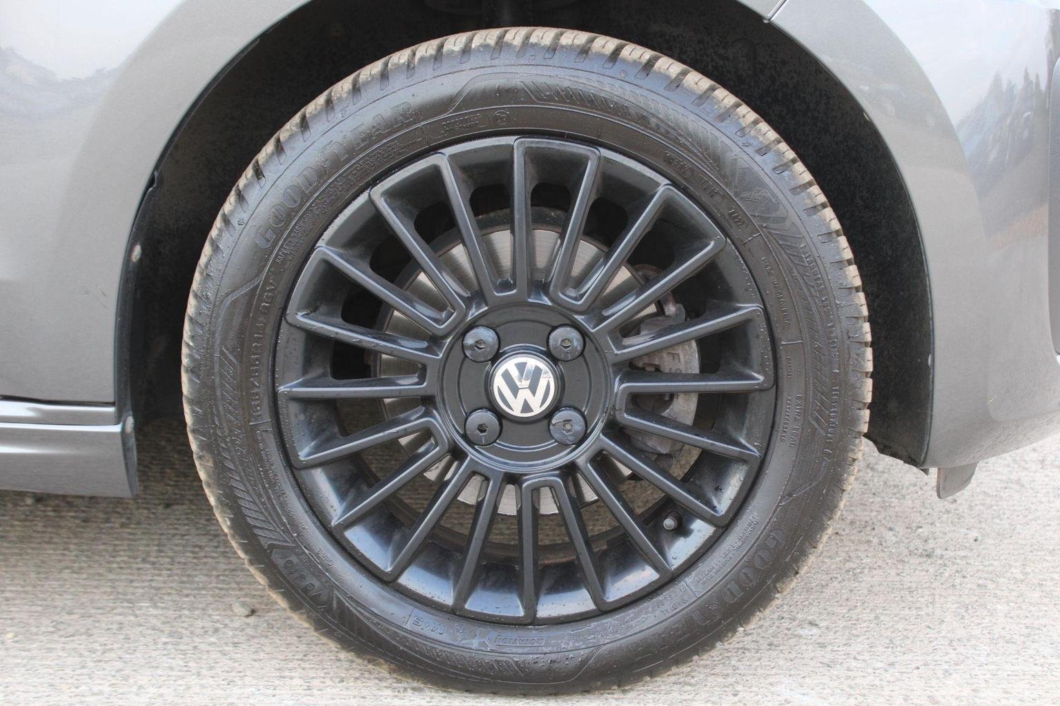 Volkswagen UP
