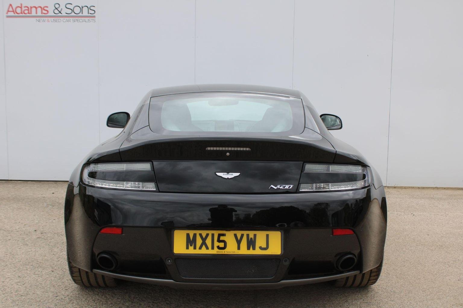 Aston Martin Vantage