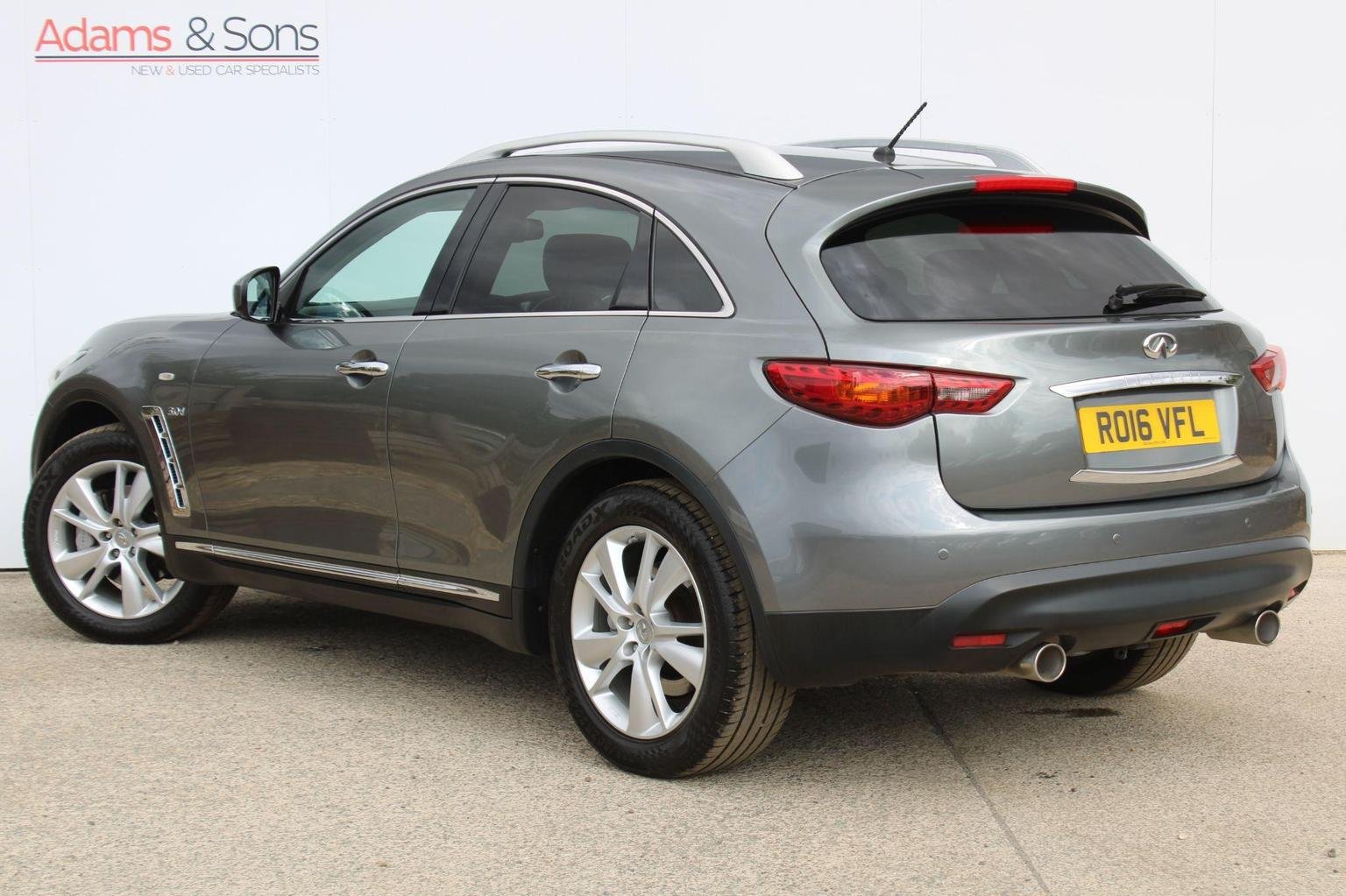 Infiniti QX70