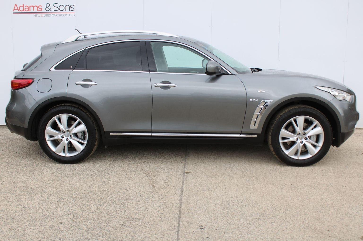 Infiniti QX70