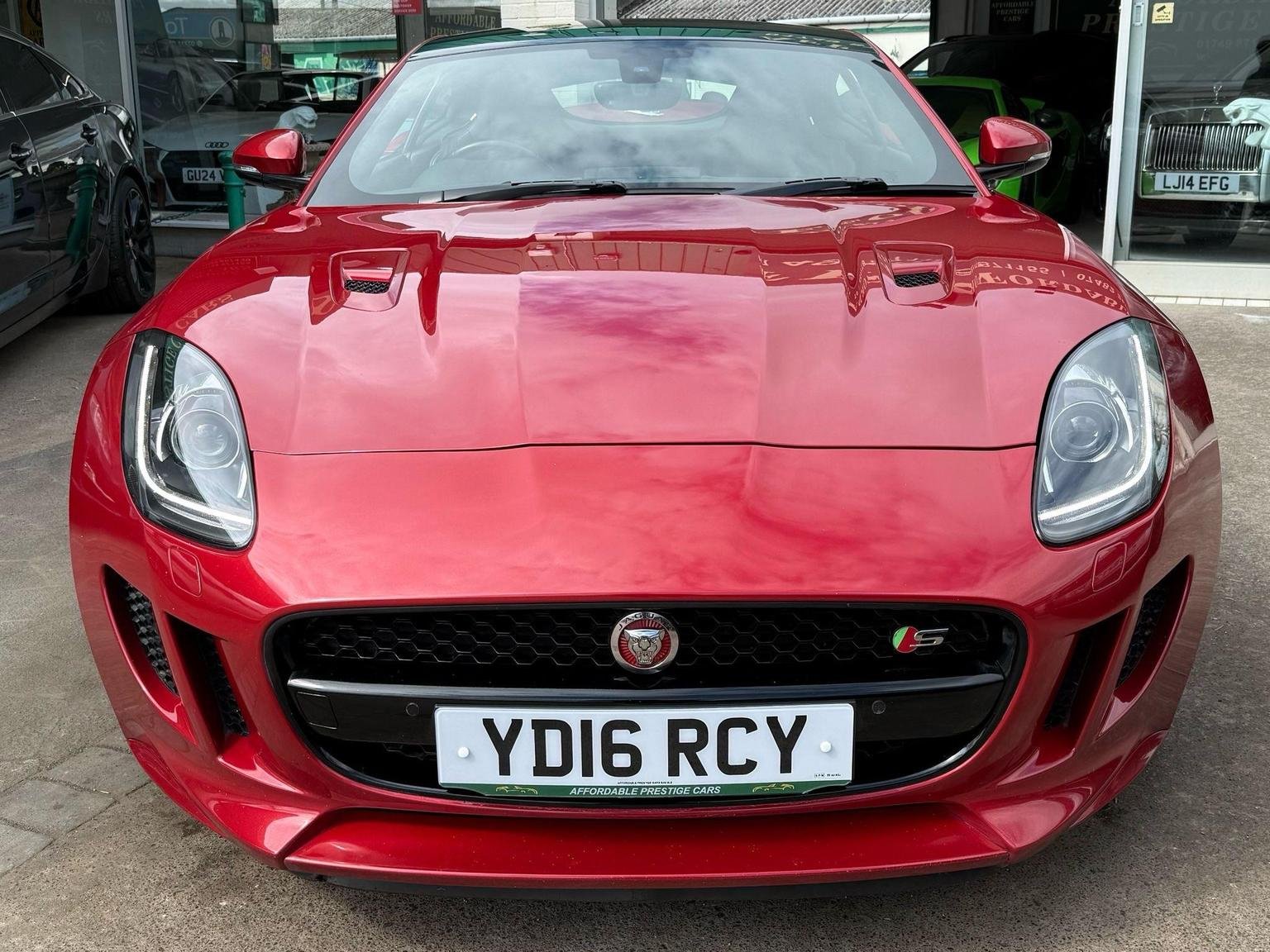 Jaguar F Type