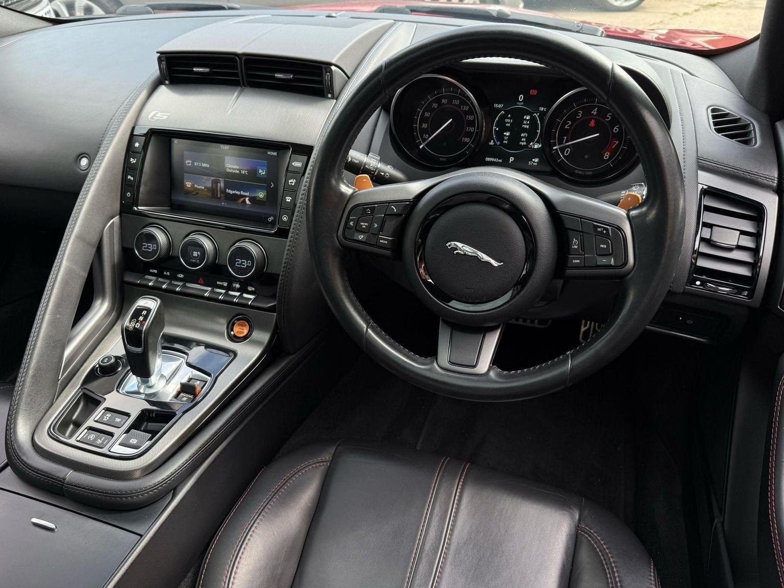 Jaguar F Type