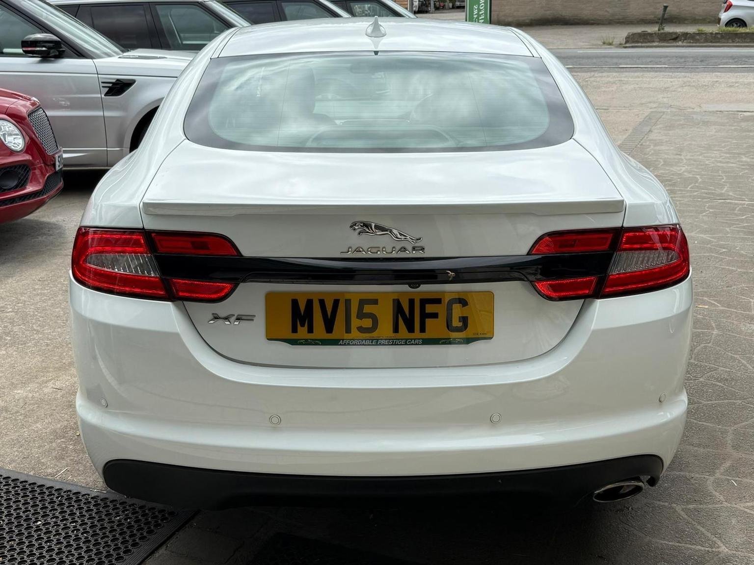 Jaguar XF