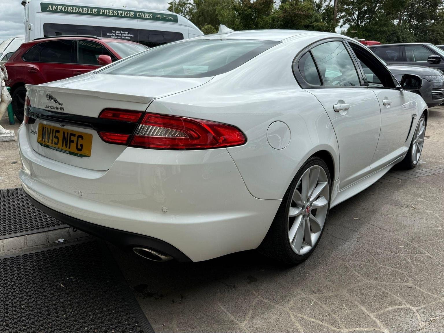 Jaguar XF