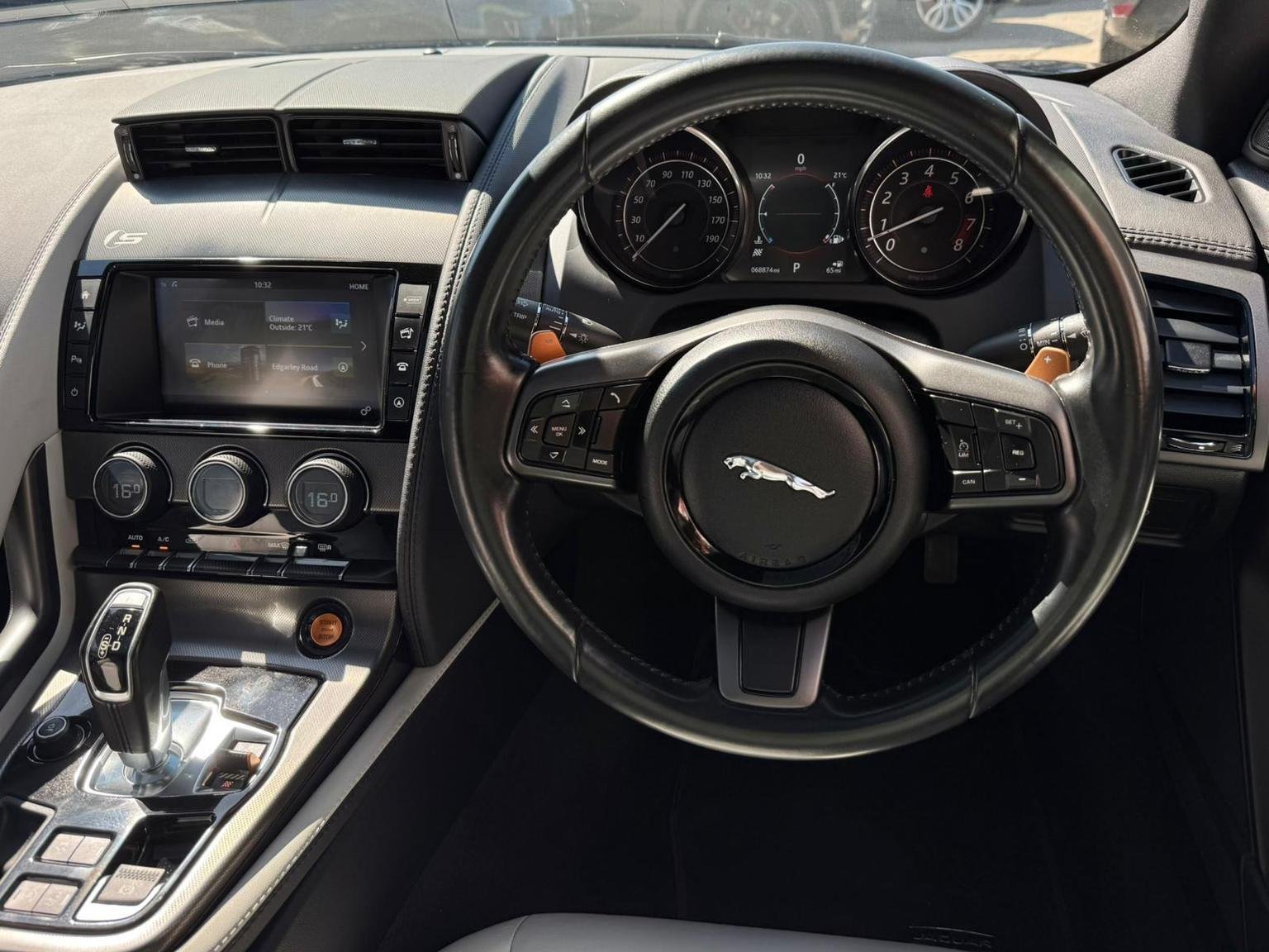 Jaguar F Type