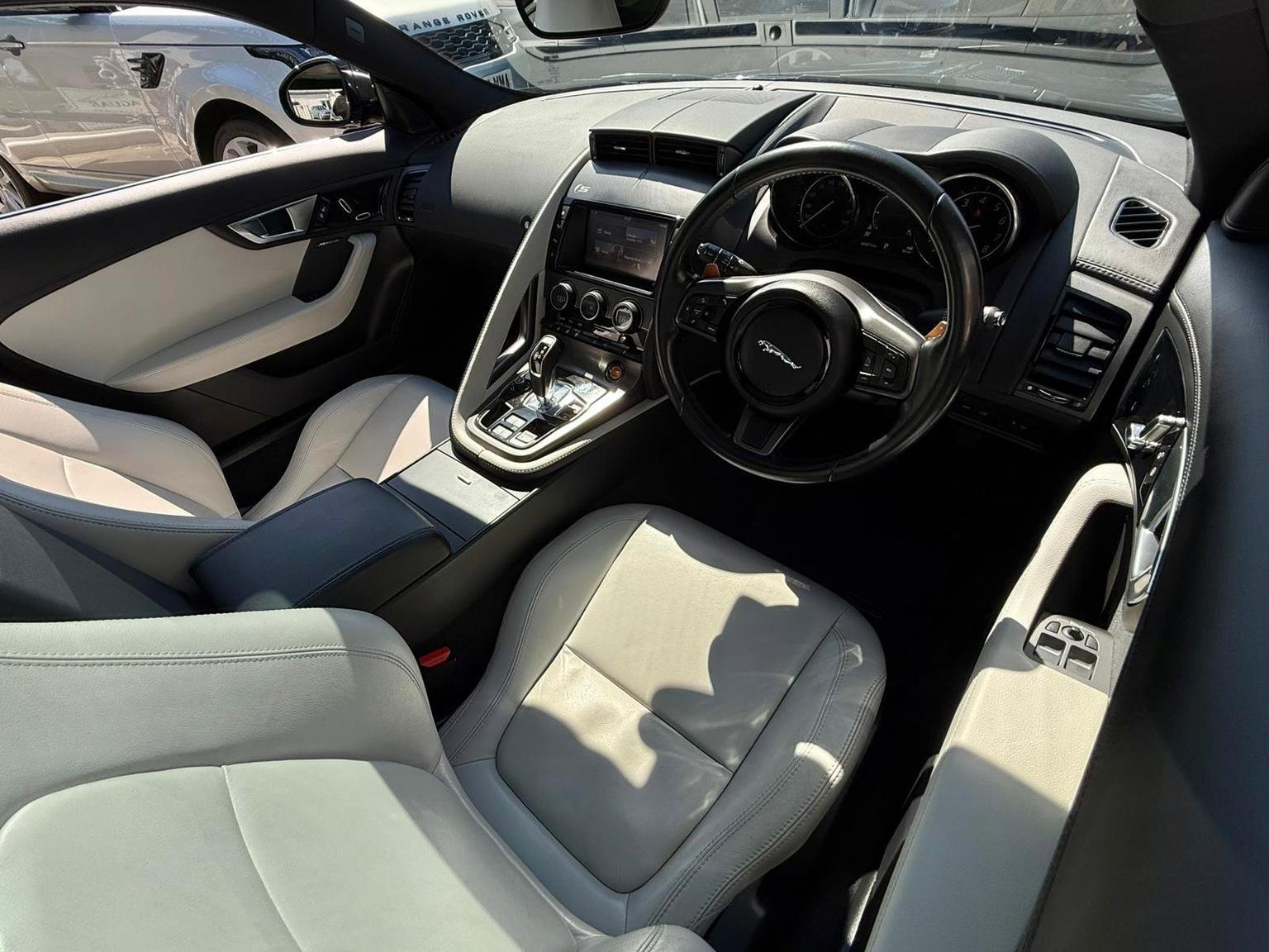 Jaguar F Type