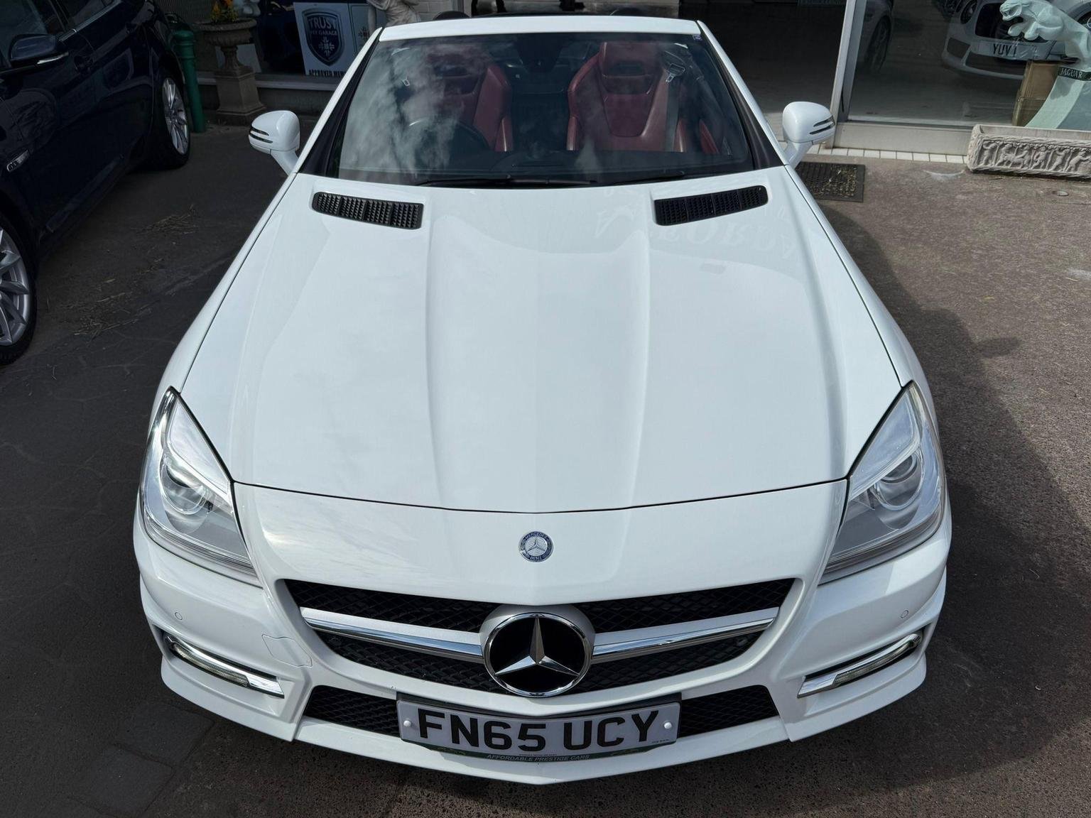 Mercedes Benz SLK