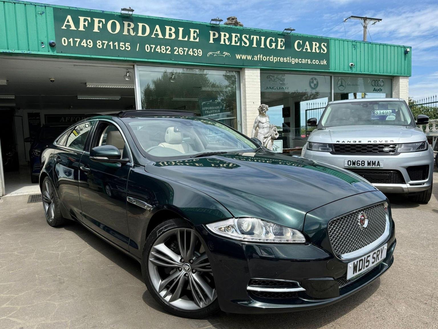 Jaguar XJ