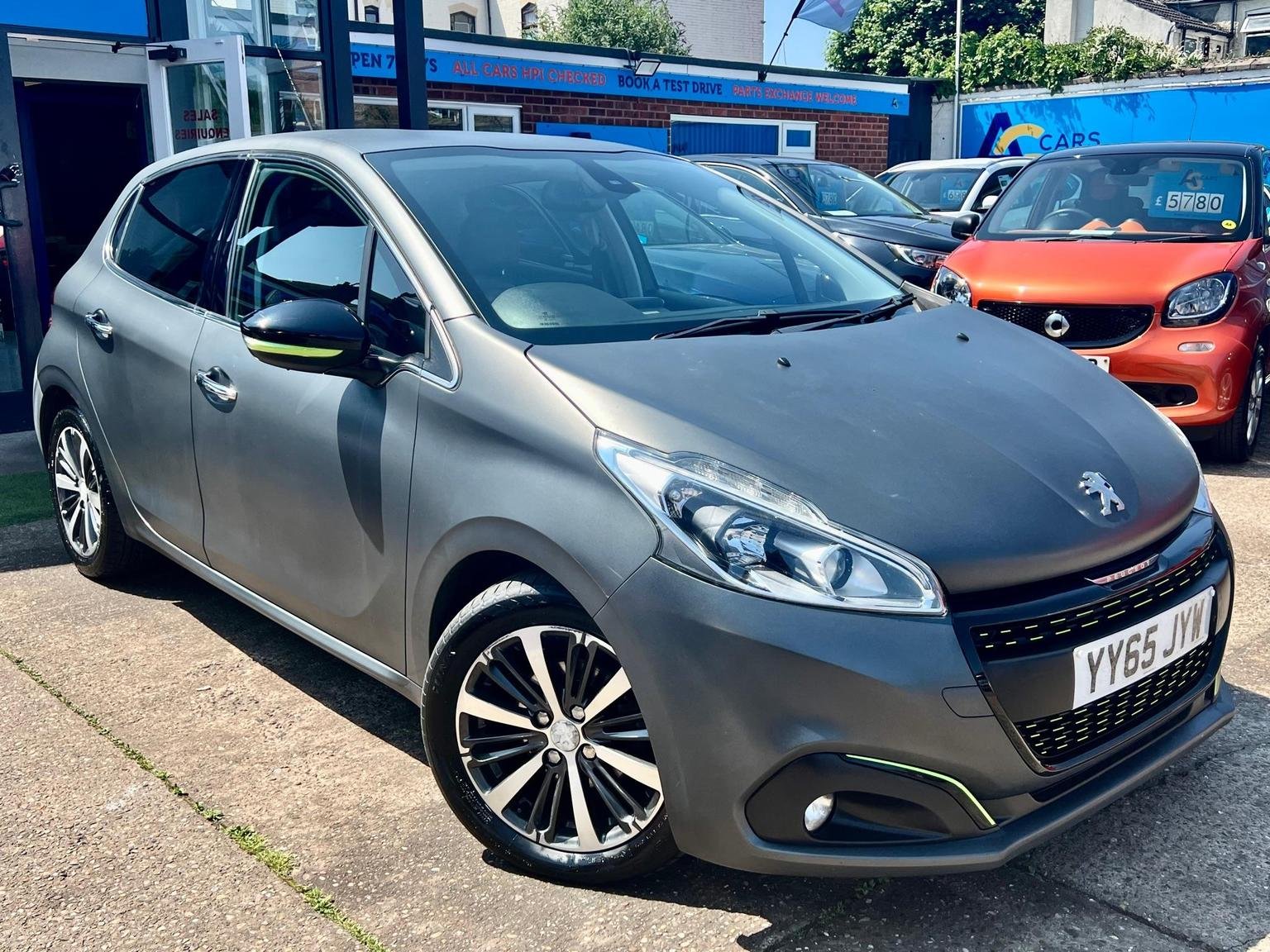 Peugeot 208