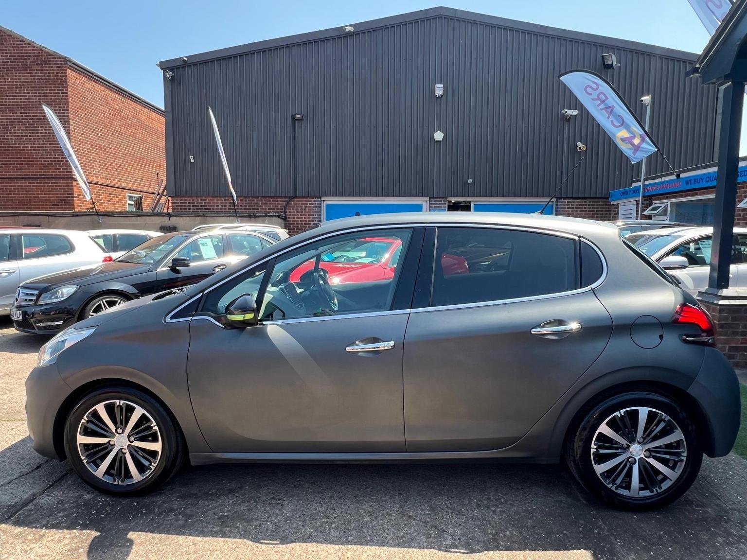 Peugeot 208