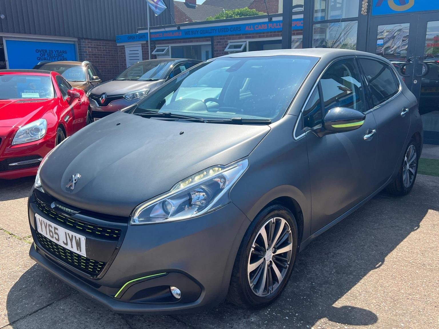 Peugeot 208