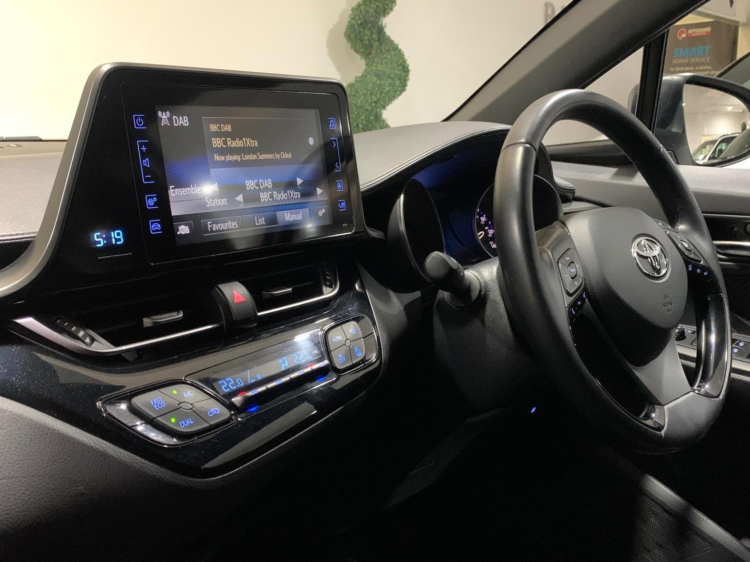 Toyota C HR