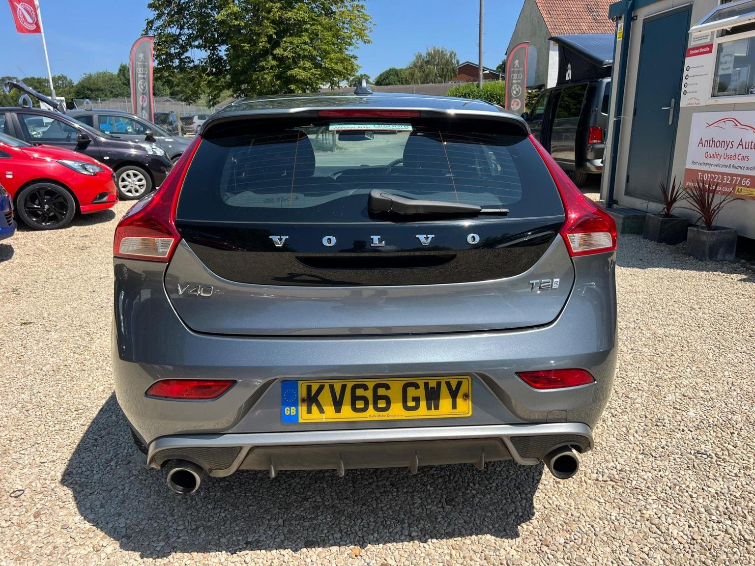 Volvo V40