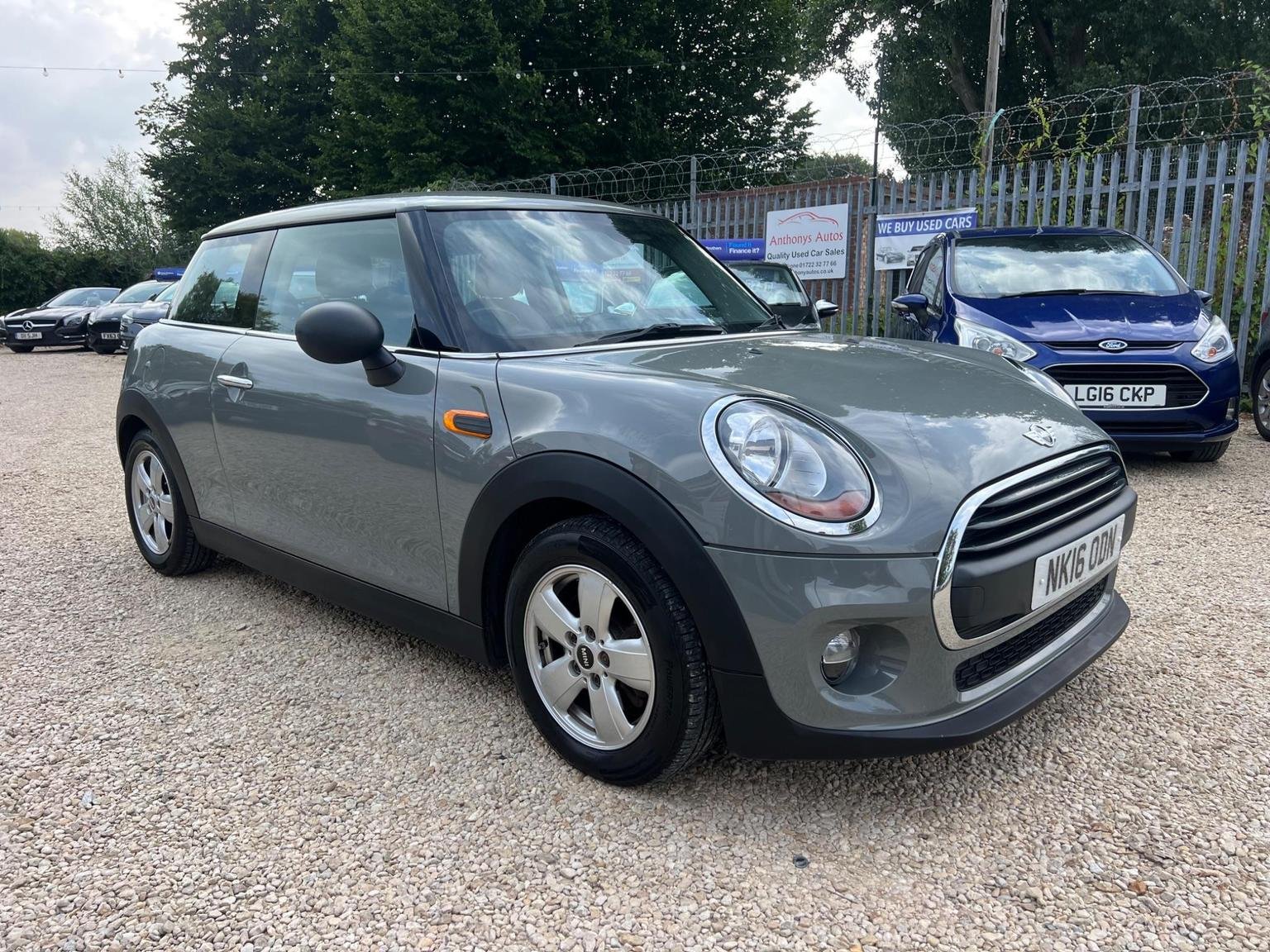 MINI Hatch