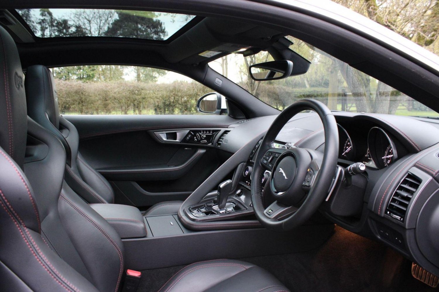 Jaguar F Type