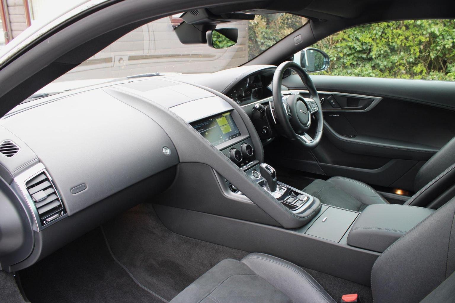 Jaguar F Type