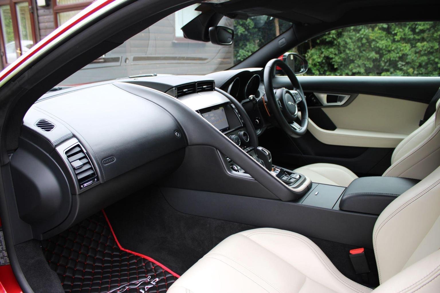 Jaguar F Type