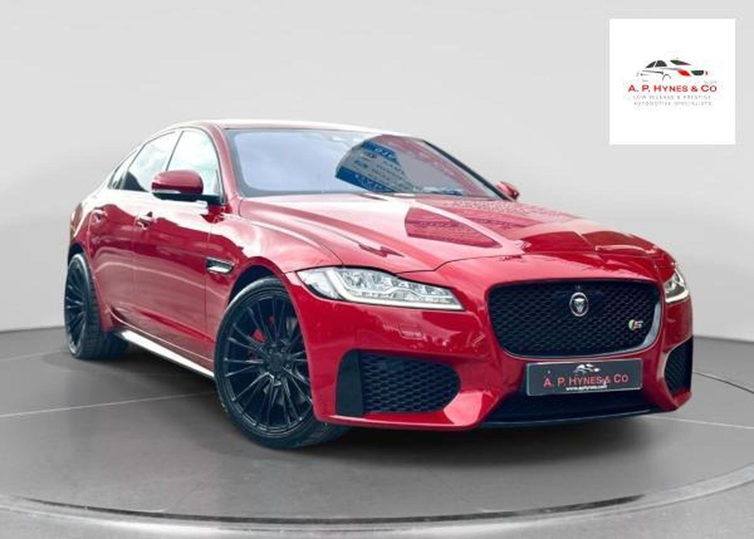 Jaguar XF